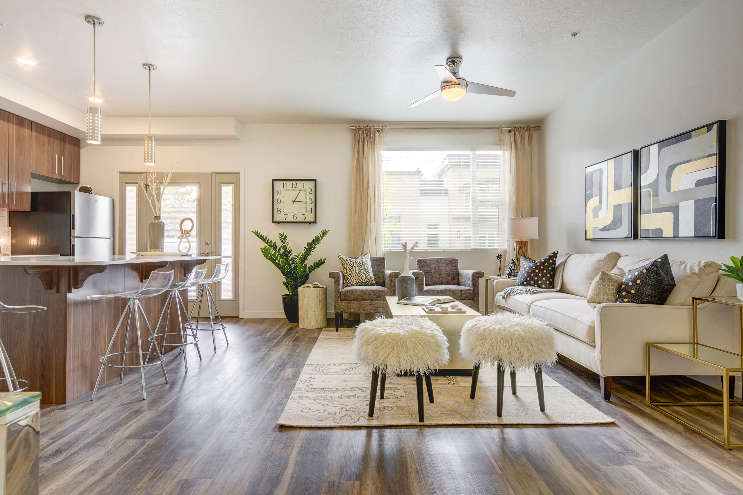 Login to Axio 8400 to track your account Axio 8400